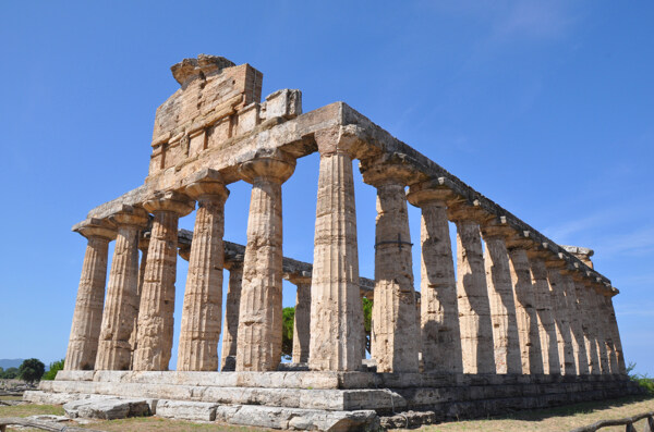 罗马柱建筑图片
