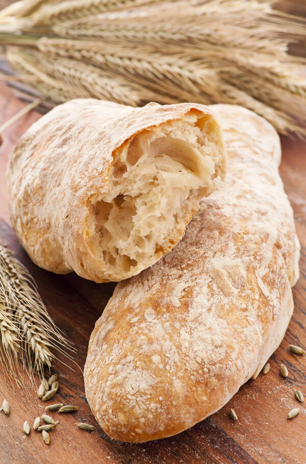 麦穗与自制面包